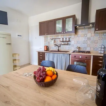 Casa Vacanze Riviera Ragusana Apartment *